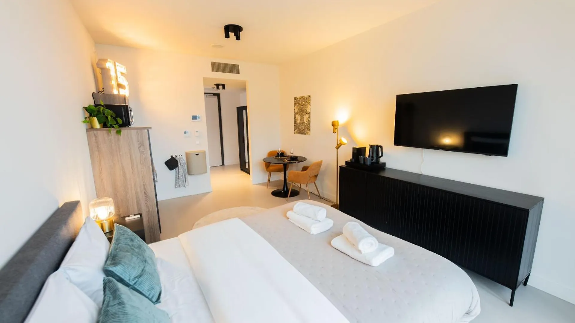 Apartament Brede Hilledijk Rotterdam 0*,  Holandia